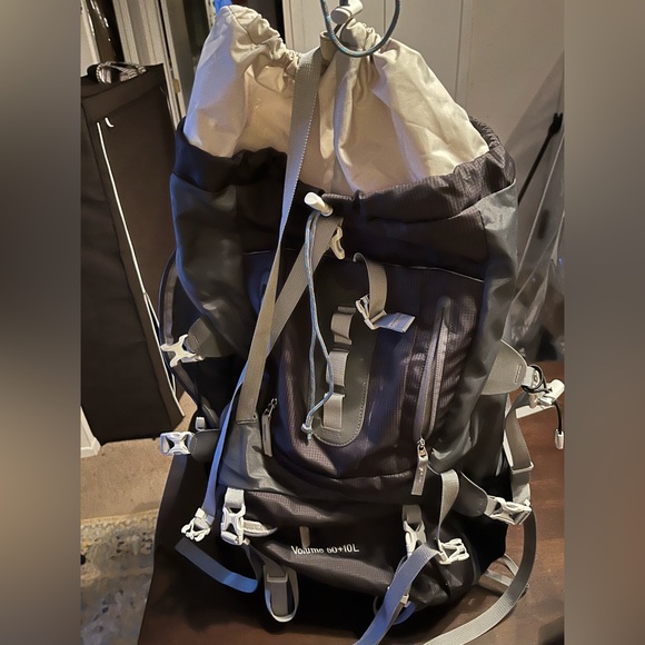 Ubon hiking bag - Picture 3 of 16